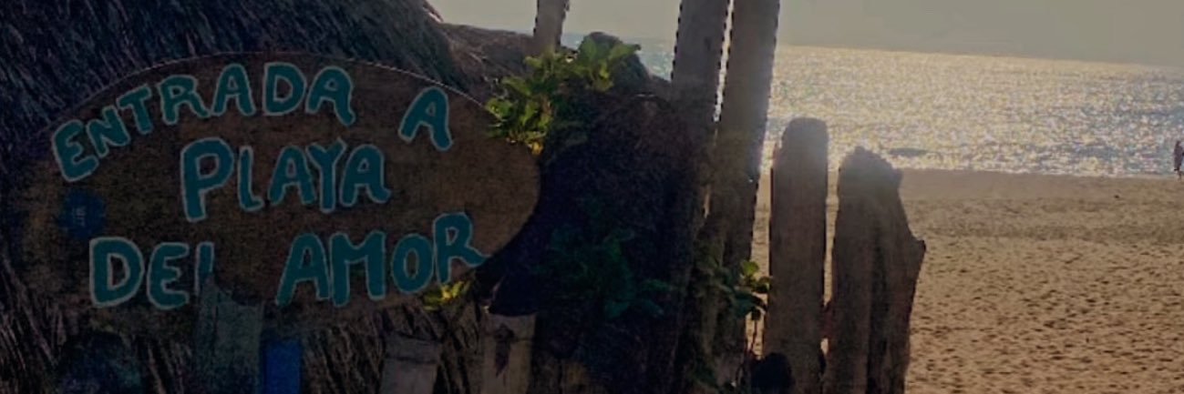 monlustre's profile banner image
