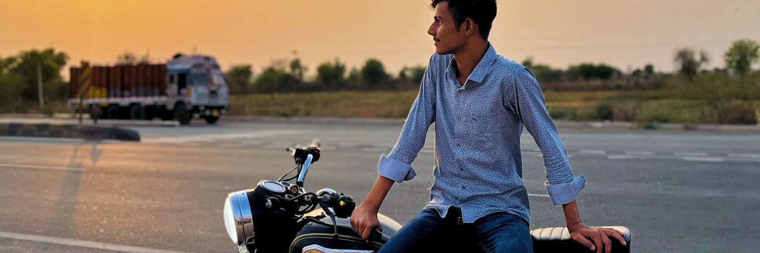vinod__14's profile banner image