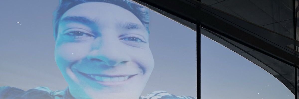 r banner