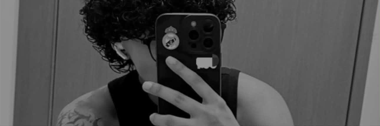 wlgrrr's profile banner image