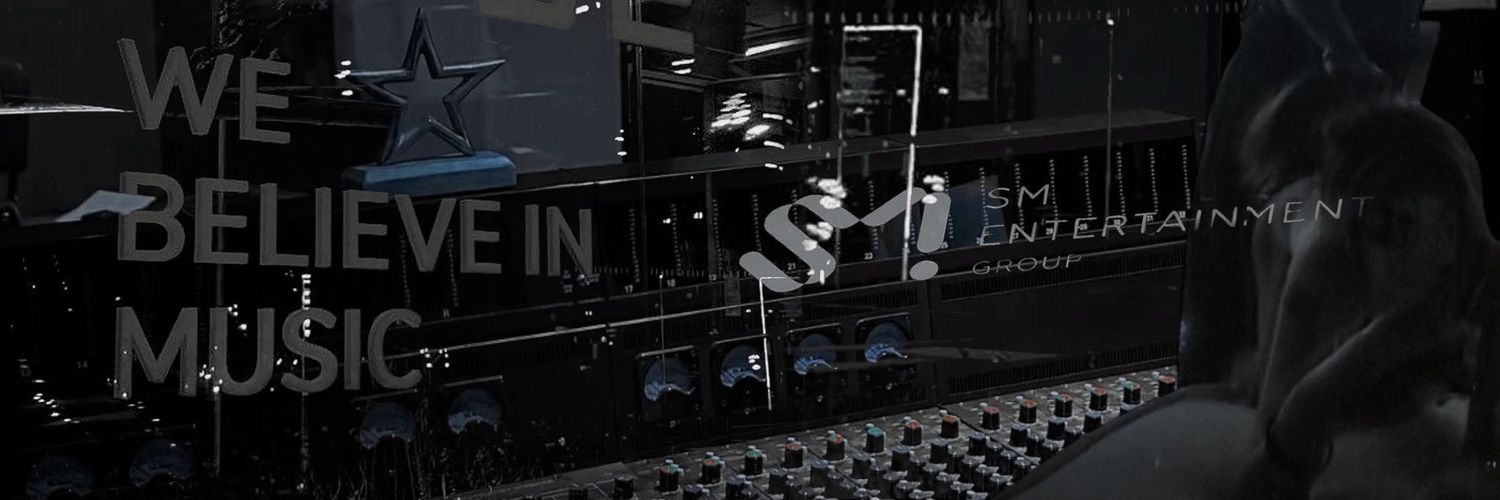 𝚃𝚈𝚁𝙴𝙻𝙻 banner