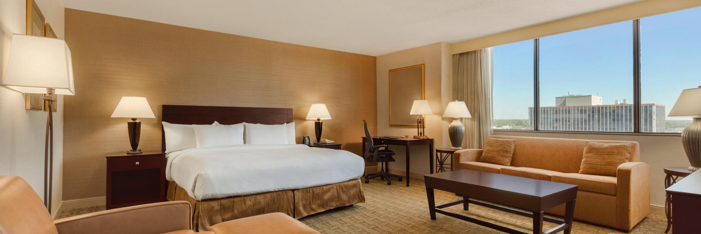 HiltonFtWayne's profile banner image