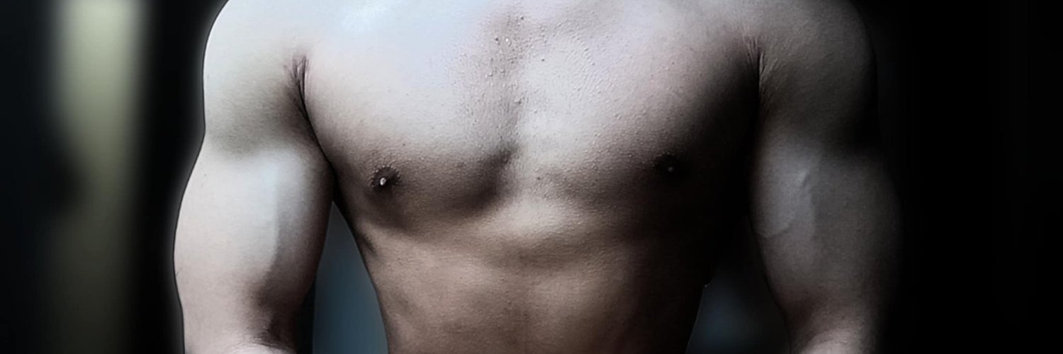hoangng08_'s profile banner image