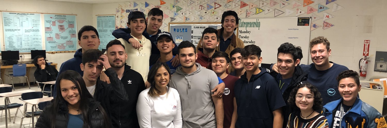 MrsPLang's profile banner image