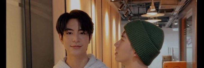 นีนี่ 🌻 banner