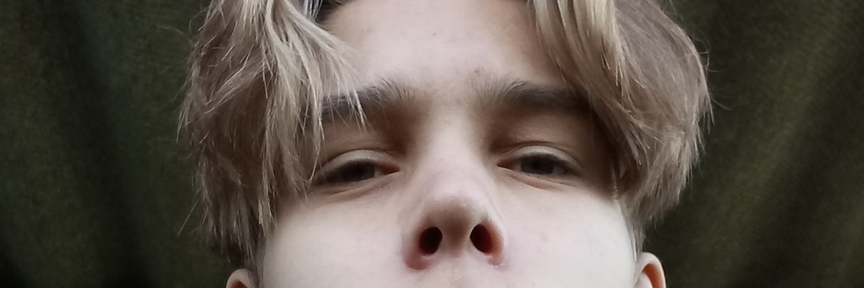 giugio's profile banner image