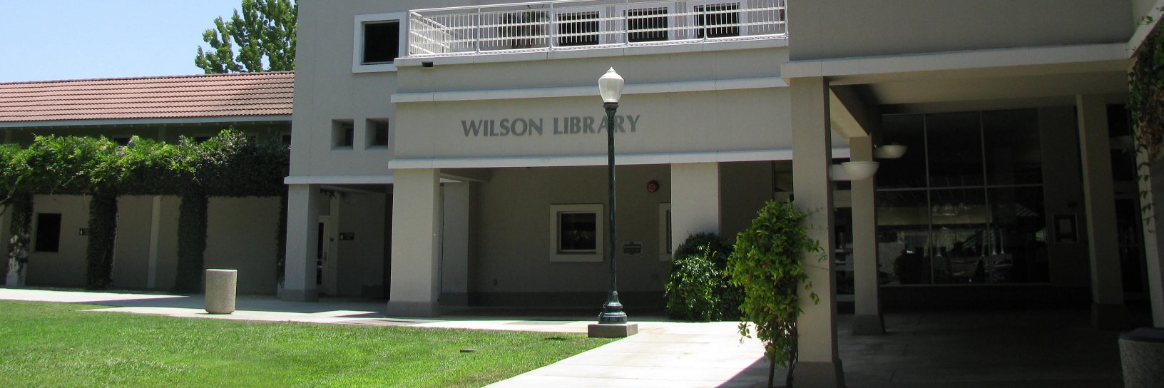 ULaVerneLibrary's profile banner image