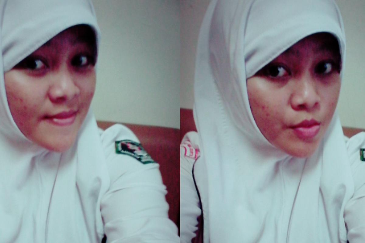 devie_safitri's profile banner image