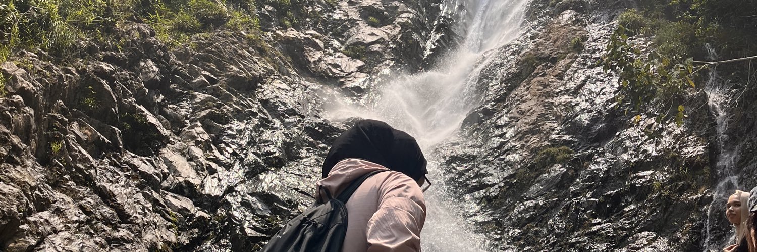 mia1naa's profile banner image