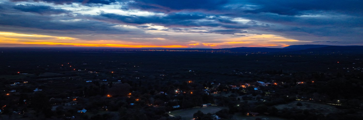 Benjamín Espinoza 🌌 banner