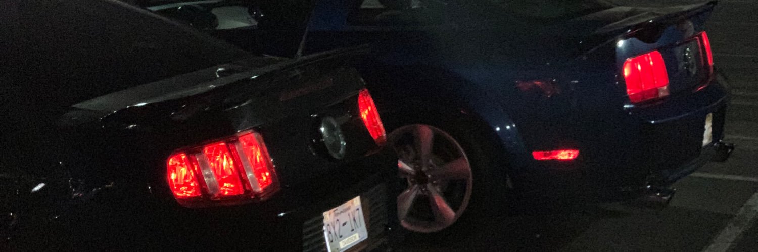 b_soFlye's profile banner image