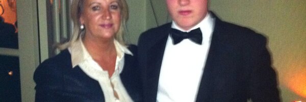 aideeng Profile Banner