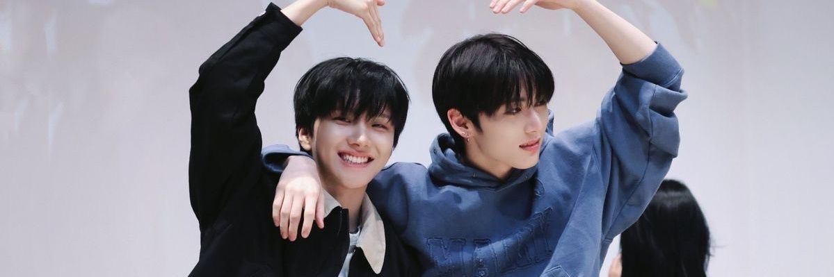 뱌뱝 banner