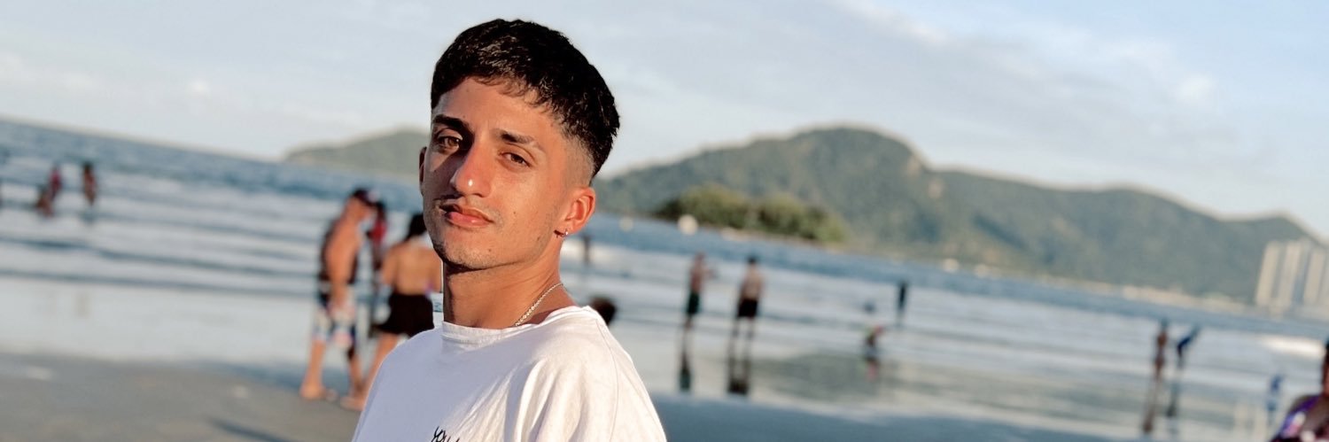 Leohonii's profile banner image