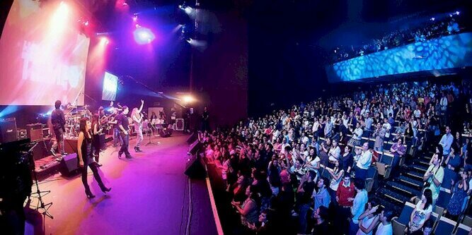 Fernando Martinez banner