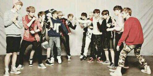 EXO12_ISM's profile banner image