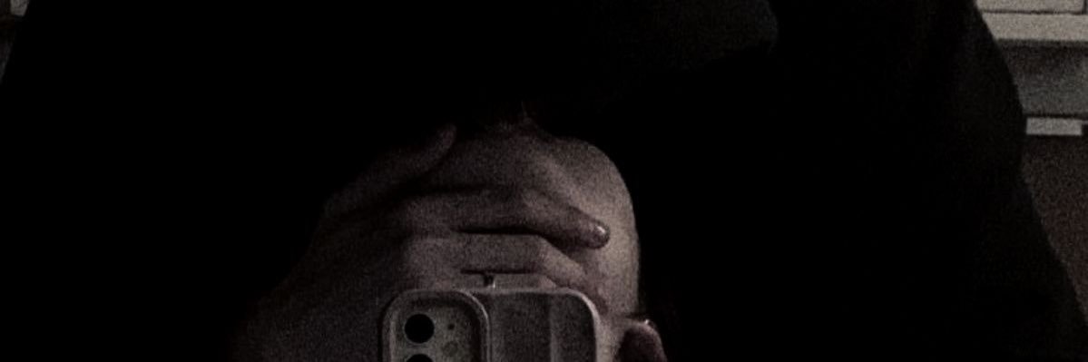 L banner