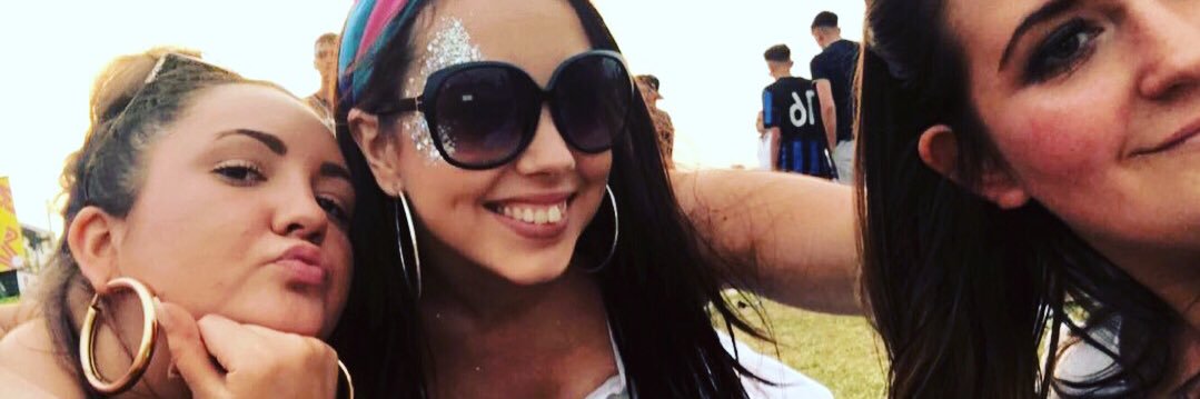 Chloe_Martinx's profile banner image