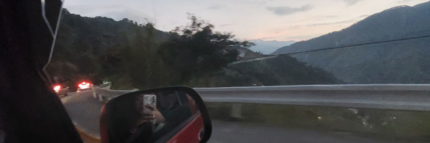 clariezIe's profile banner image