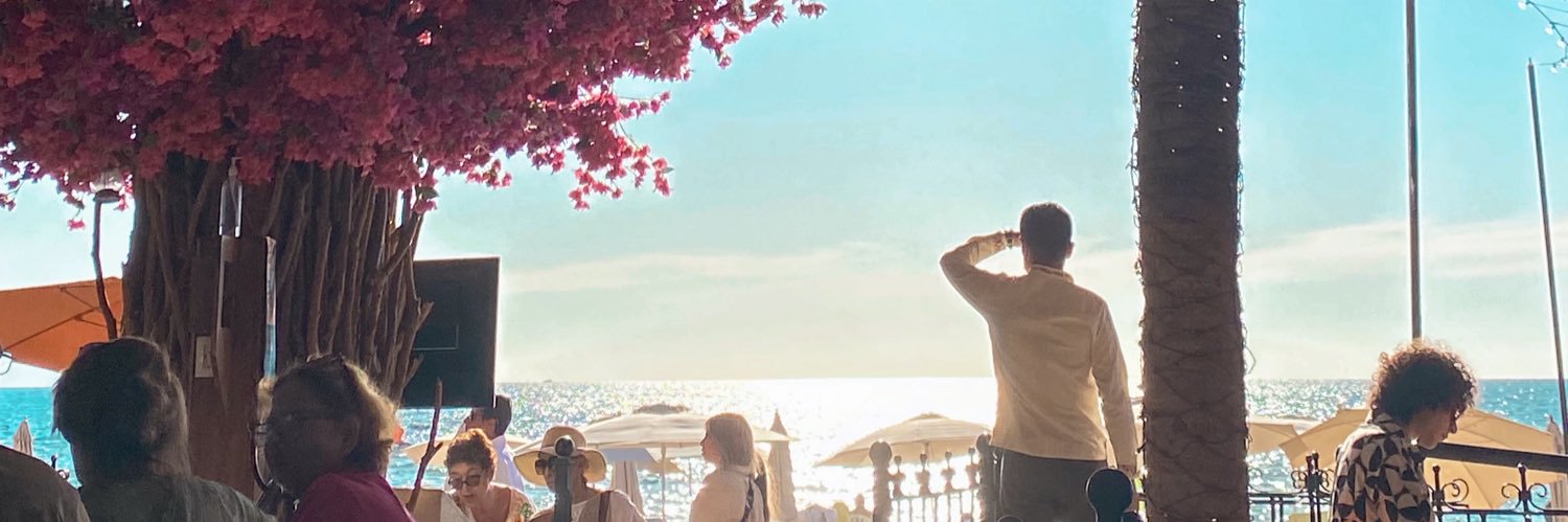 benaycloee's profile banner image