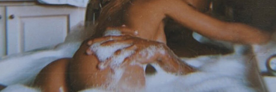jackieOMO's profile banner image