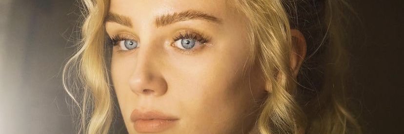 evaavlarr's profile banner image