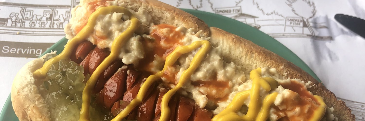 Sean Trapani pairs Champagne with hot dogs banner