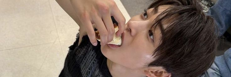 leti ⊙⊝⊜ VAI VER O BTS banner