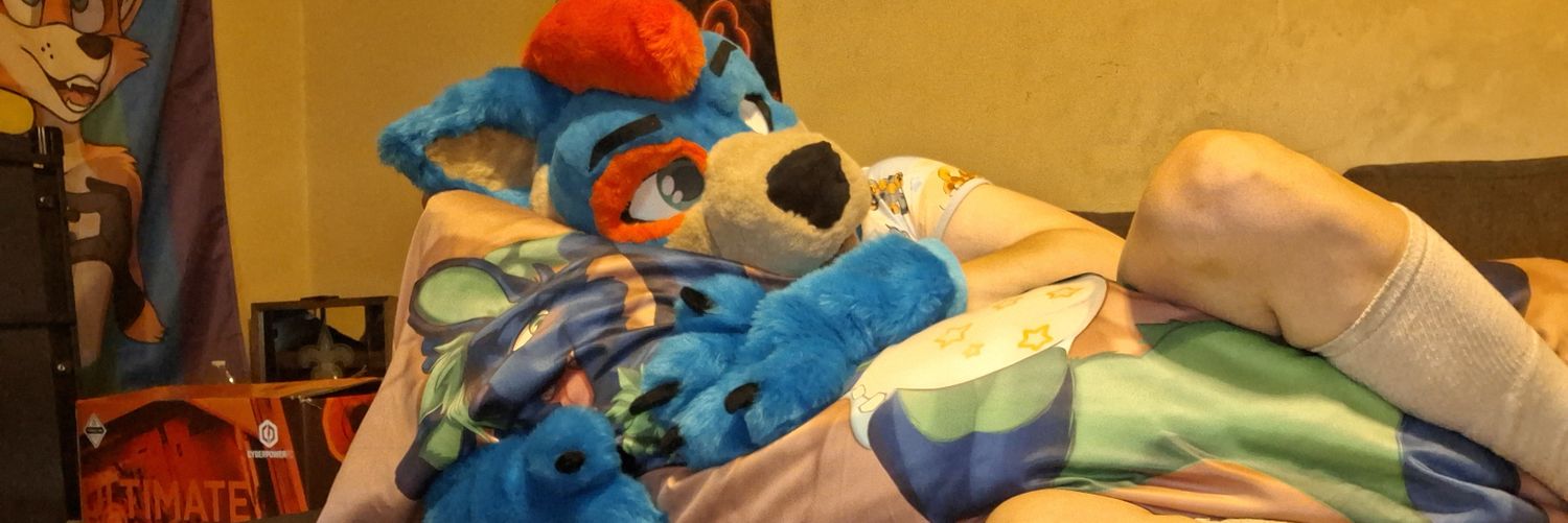 Padded Lightning Wolf banner