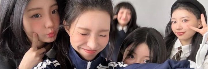 Runa_gllit's profile banner image