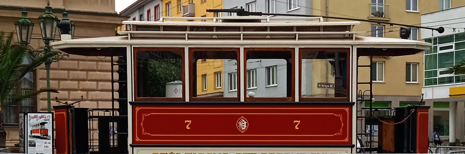 VLycka's profile banner image