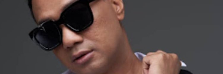 KellyAzman's profile banner image