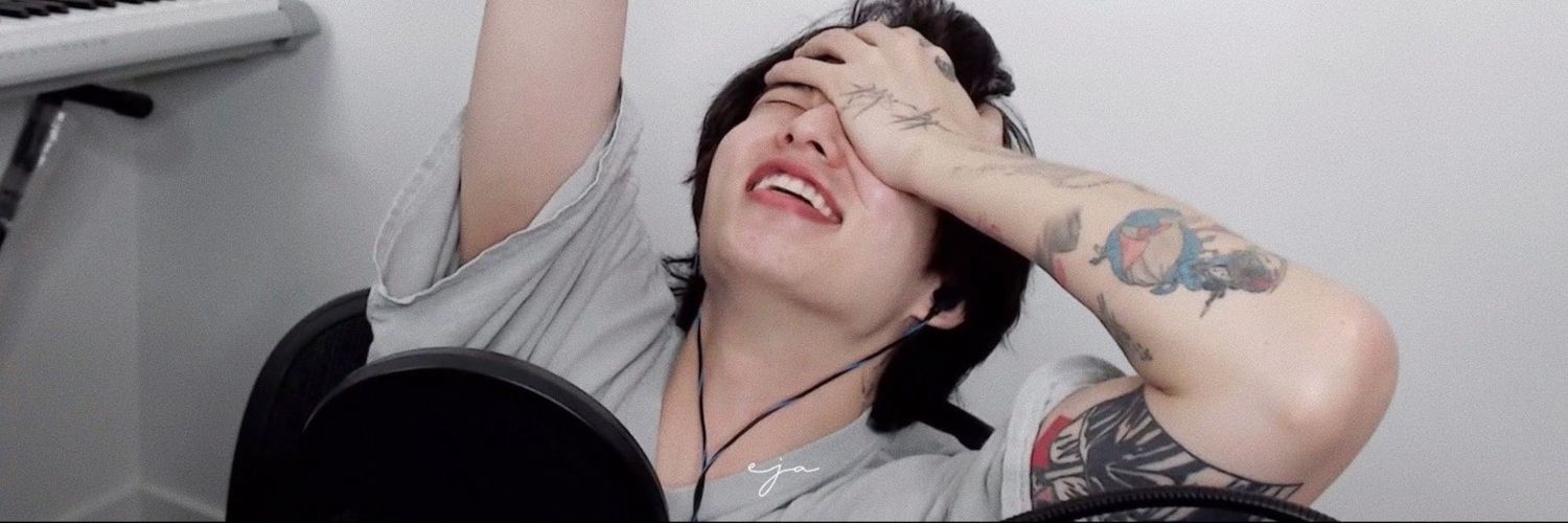 AnggraOktavia's profile banner image