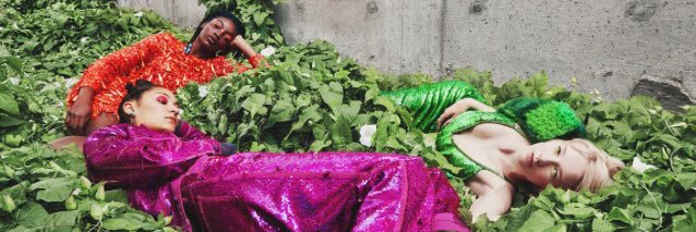 Roe_Na's profile banner image