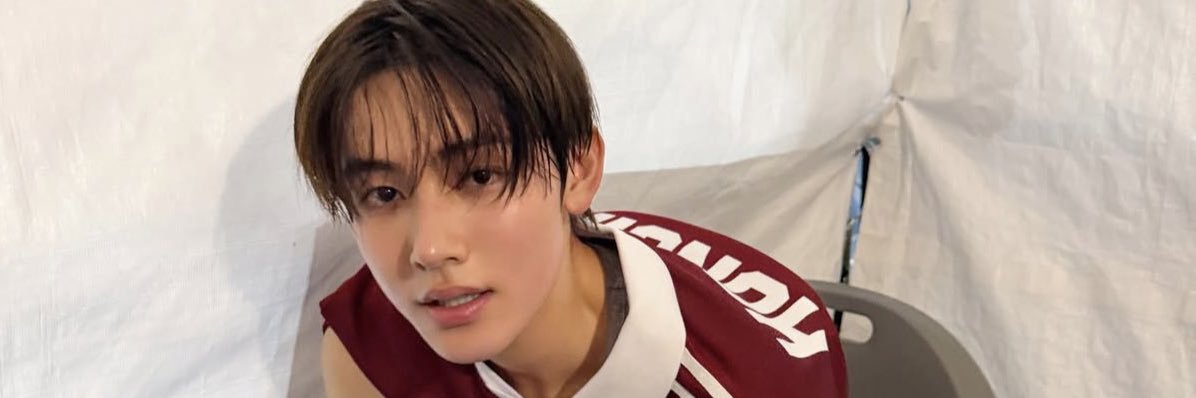 seonghvecn's profile banner image