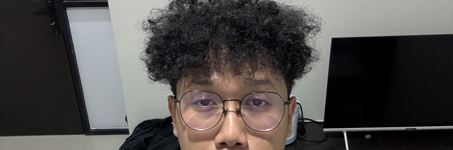 meecucuu's profile banner image