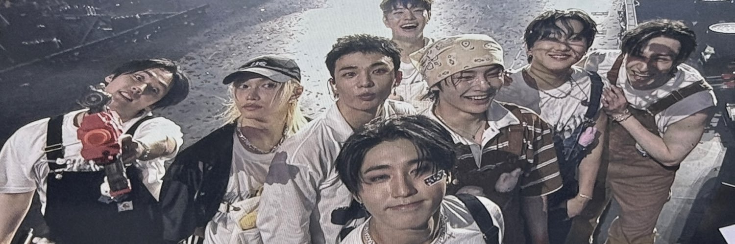 alinamstdie's profile banner image