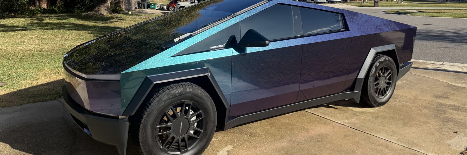 Tesla Zach ⚡️ banner