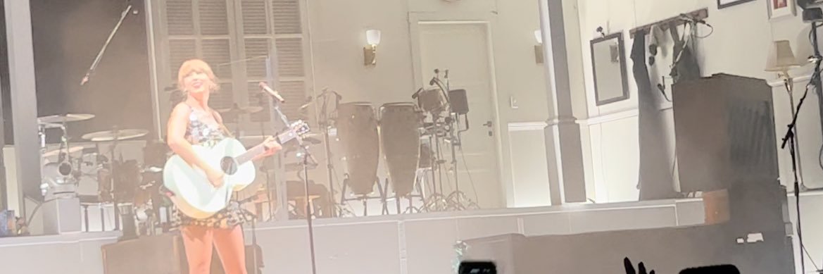 dani banner