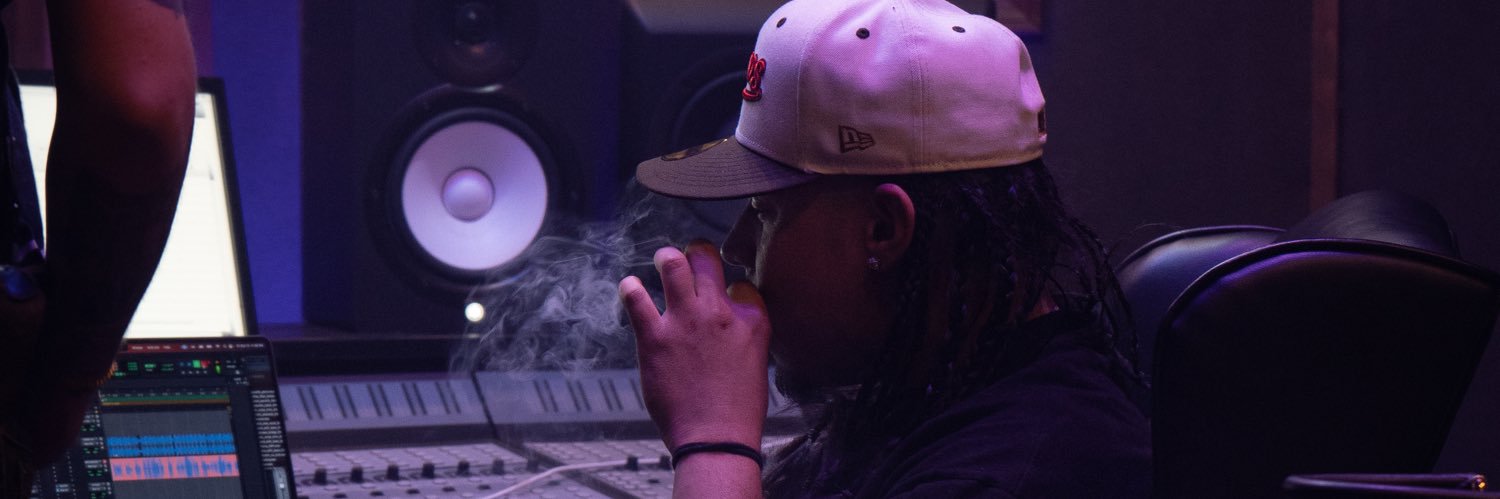 geefivehtx's profile banner image