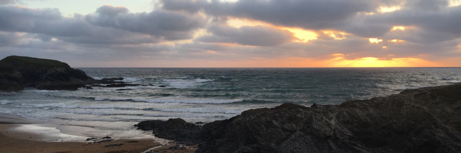 hannahsutton23's profile banner image