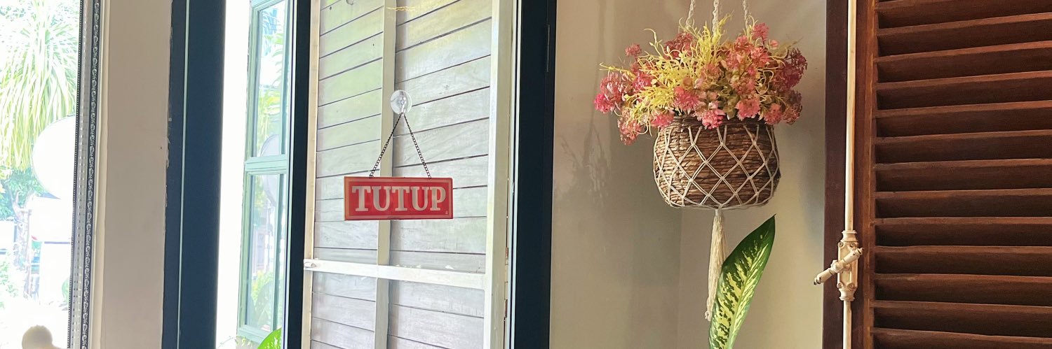 aunrawra's profile banner image