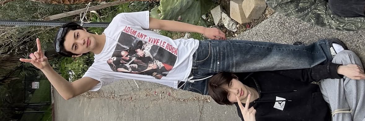 ✟ banner