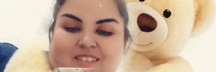 thaniia_24's profile banner image