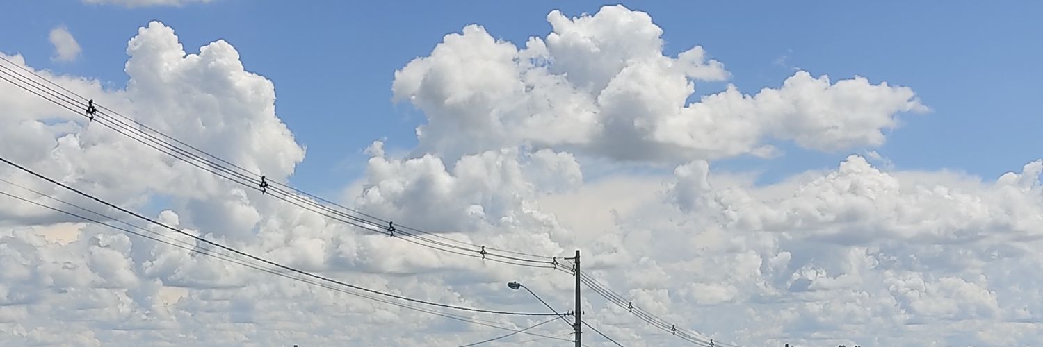 HowLlol's profile banner image