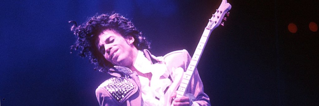 Nintendo wit the Switch 🕹️ banner