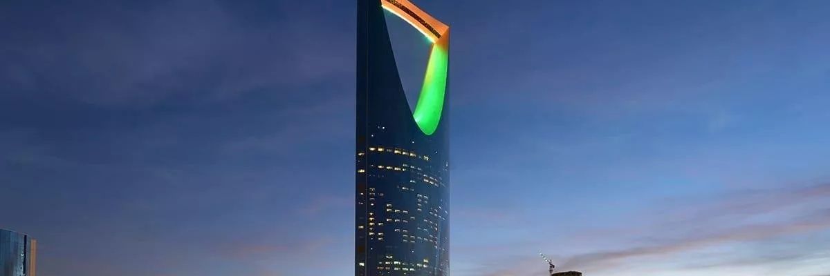 رنا رشق banner