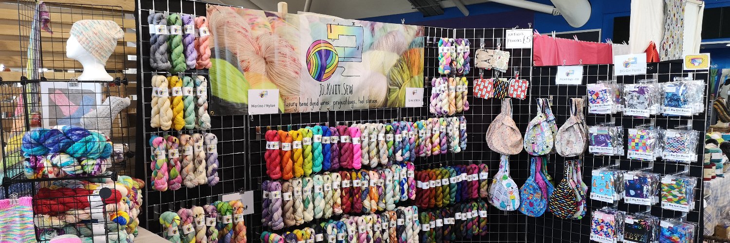joknitsew's profile banner image