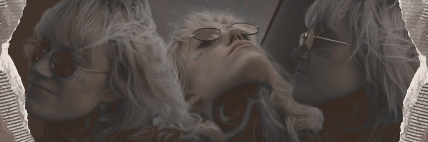 .⋆♱ 𝖊. banner