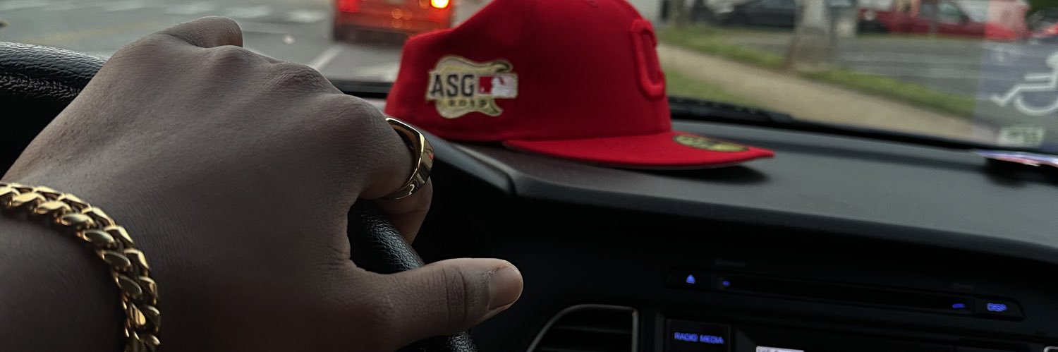TheMoMann_'s profile banner image